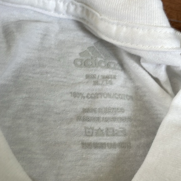 Footlocker Adidas Ultra Boost 19 Toronto shirt NEW - Picture 3 of 4